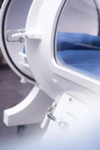 HBOT-Hyperbaric-Oxygen-Therapy-Treatment A Hyperbaric Oxygen Therapy (HBOT) booth. Get Hyperbaric Oxygen Therapy (HBOT) from Discovery Health Healing Center in Green Bay.