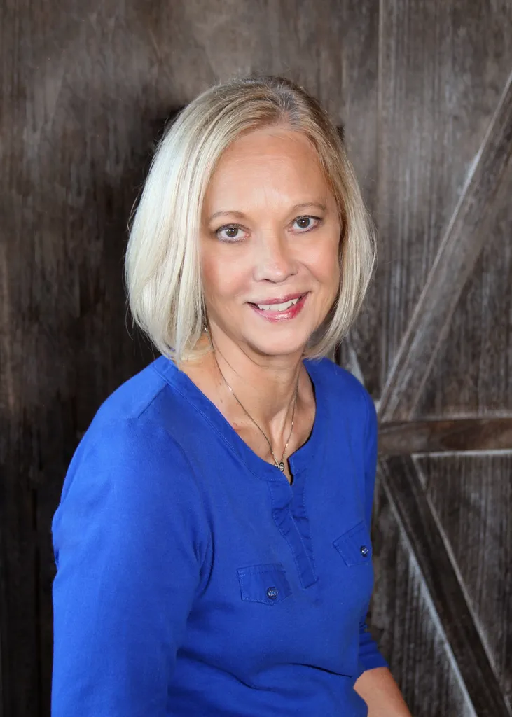 Rhoda-Discovery-Health-Front-Desk Rhoda Discovery Health Front Desk